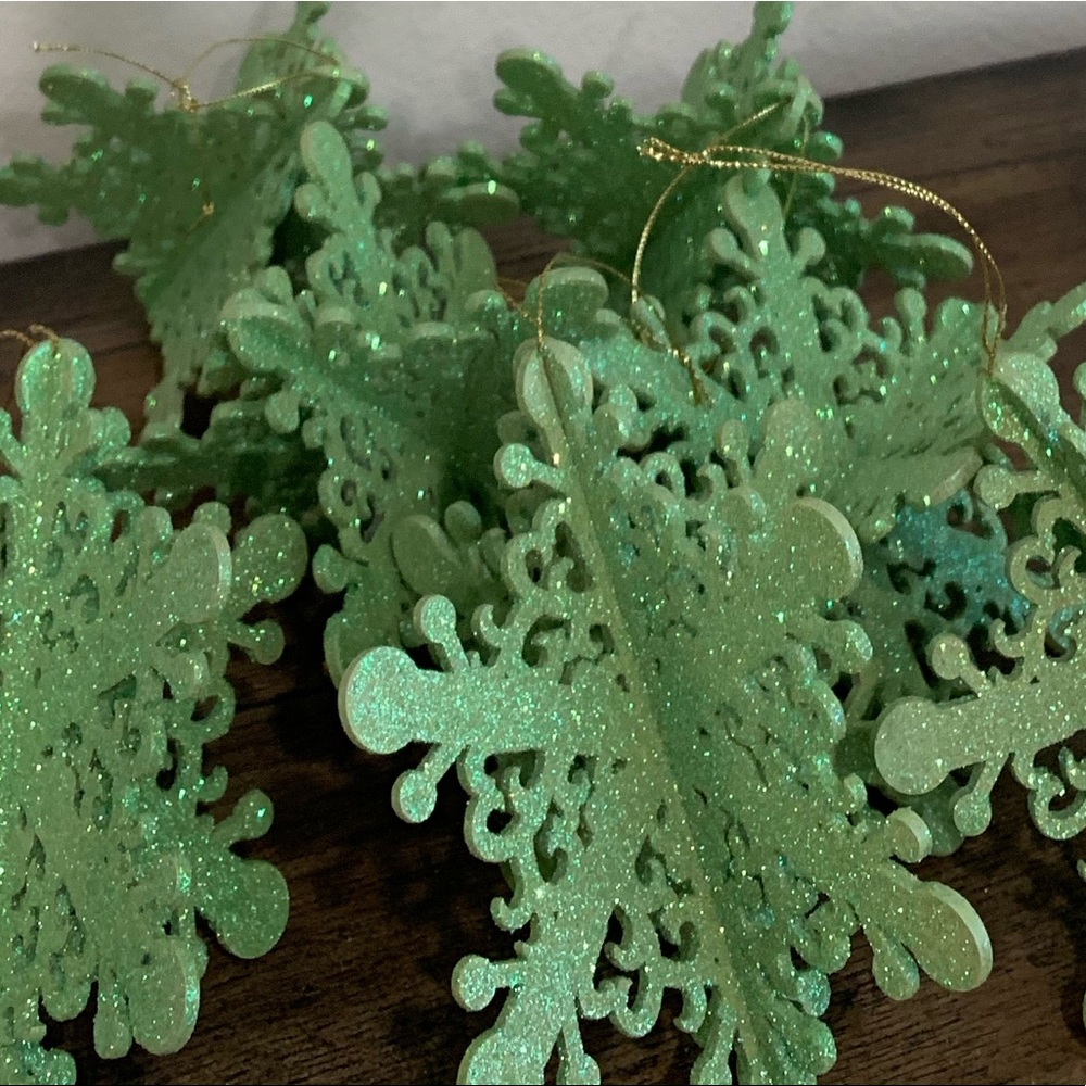 Beautiful Green, Sparkly Macy’s Ornaments set of 8